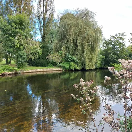 Au Dolmen Bed & Breakfast Brantôme