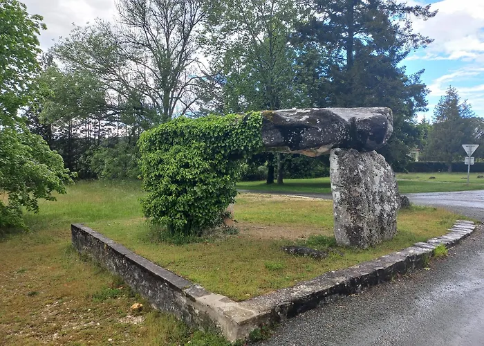 Au Dolmen Panzió